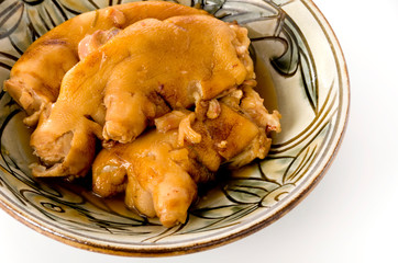 沖縄料理 てびち（豚足の煮付け）