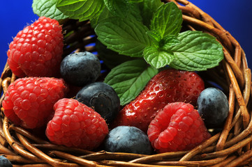 Frutti di bosco ft7105_9142 Waldbeeren Fruta del bosque Fruit rouge Berry Soft fruit 莓果 Ягода