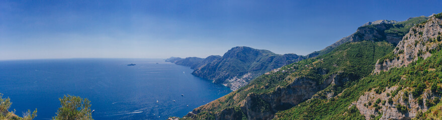 Fototapeta na wymiar Panorama of mountains and coastline of Amalfi Coast from Path of the Gods, near Positano, Italy