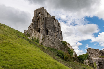 Fototapeta na wymiar The ruins of Corfe Castle, Dorset, England, United Kingdom