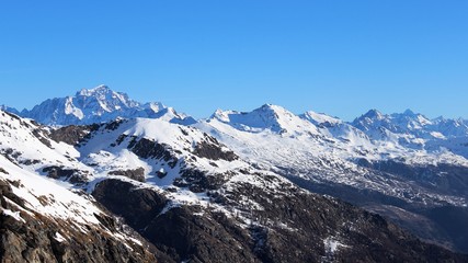 montagnes de la Vall&eacute;e d'Aoste