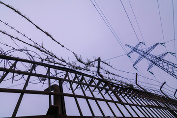 spiked razor fence