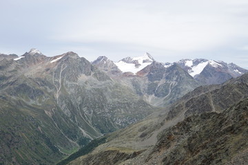 Bergwelt (Alpen) in Sölden, Tirol, Österreich
