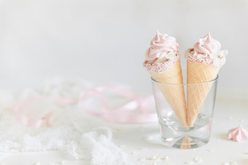 Ice-cream like pink raspberry flavour zephyr