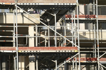 Fototapeta premium Baugerüst, Hausfassade, Rohbau