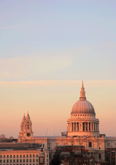 Fototapeta na wymiar Sunset view of roof top of St Paul's Cathedral