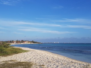 Wonderful Aruban beach with deep blue water 