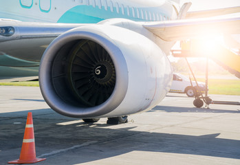 jet engine blades,Turbine Hazardous Area of ​​Aircraft Engines