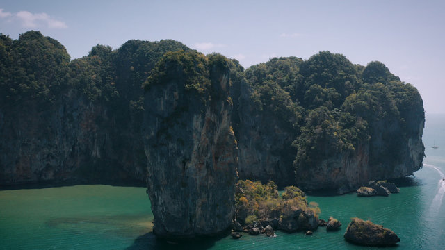 incroyable lagon bleu turquoise