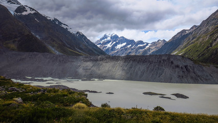 Fototapeta na wymiar Seally Tarns Track in Mount Cook with view on the Hooker Valley, New-Zealand