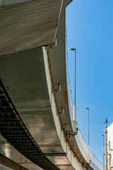 首都高速の高架下