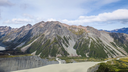 Seally Tarns Track in Mount Cook with view on the Hooker Valley, New-Zealand