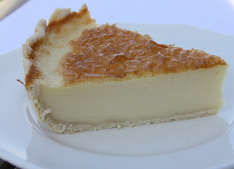 flan pâtissier à la vanille ,dans assiette