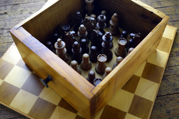 शतरंज Scacchi ft8111_0200 Shakki שחמט Ajedrez Échecs Chess Schach Šah © Comugnero Silvana