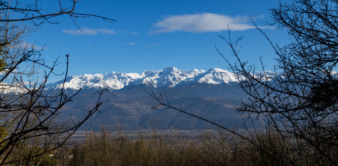 neige d'automne sur la chaine de Belledonne