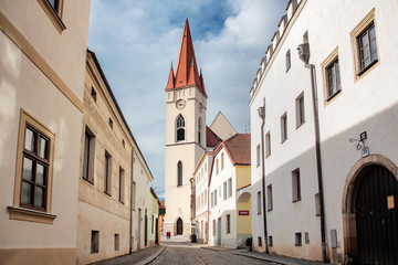 Fototapeta na wymiar Historische Altstadt Straße in Znojmo Tschechische Republik