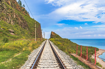 Strecke der alten Baikalbahn am Baikalsee