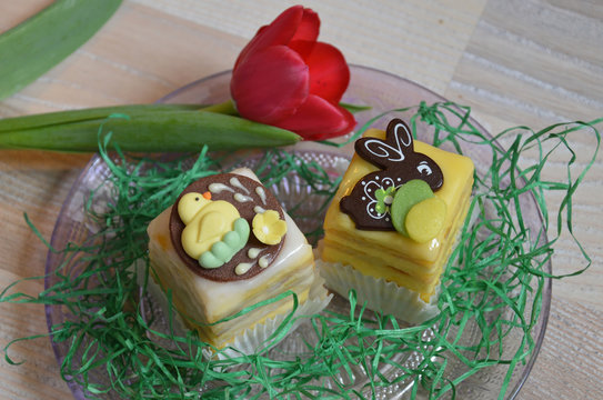 Easter cake decoration