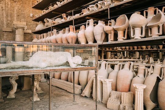 Pompeii, Italy. Artifacts In Granary Of Pompeii