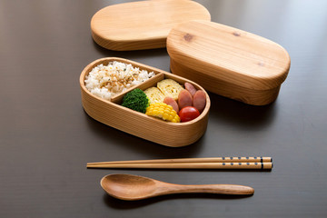 木製弁当箱　弁当　ランチボックス　スギ　杉