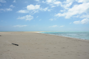 沖縄県、久米島の海