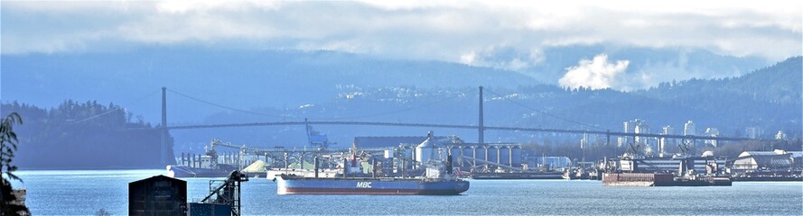 Lions Gate　Bridge　ライオンスゲイトブリッジ
