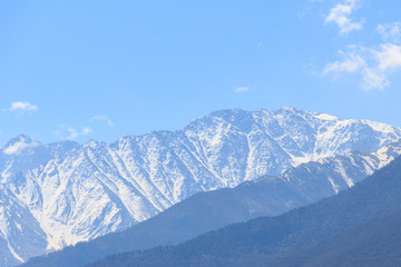 Fototapeta na wymiar View on the Caucasian mountains in Georgia