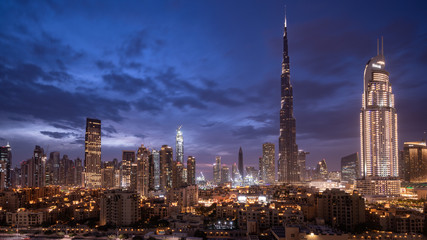 Fototapeta na wymiar Dubai cityscape at Magic Hour