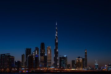 Obraz premium Dubai cityscape with Burj Khalifa at night