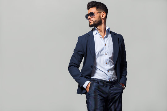 47,900+ Mens Fashion Stock Photos, Pictures & Royalty-Free Images