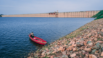 old fishing boat on the damn