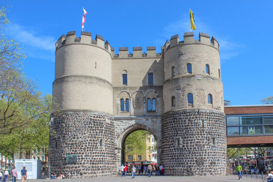 Hahnentorburg am Rudolfplatz in K&ouml;ln