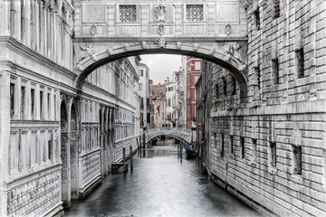 Naklejka premium Venice. Italy. Bridge of Sighs in Venice (imitation of an old photo)
