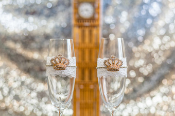 Wedding glasses in the British theme