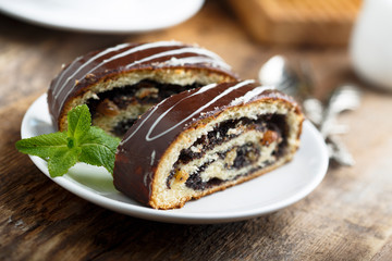 Chocolate poppy seeds roll