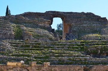 Teatro romano de It&aacute;lica