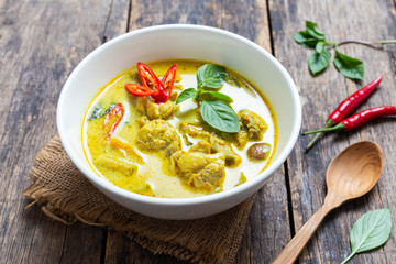 Top View Thai food, green curry chicken