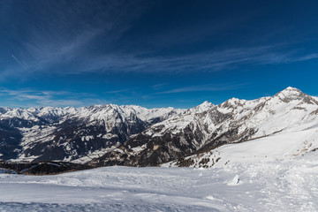 Fototapeta na wymiar Skiing In Kals Matrei Austria