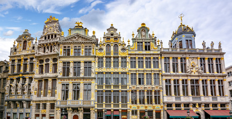 Fototapeta na wymiar Buildings on Grand Place square in center of Brussels, Belgium