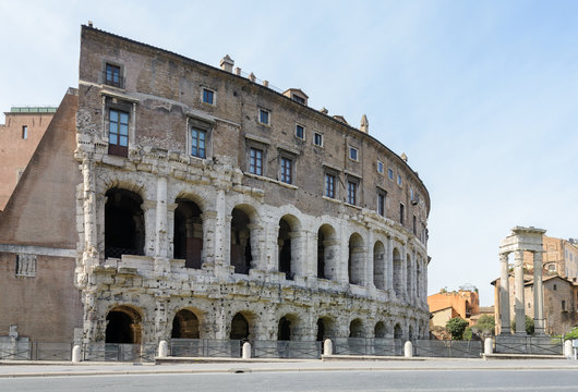 The base of the temple is Bellona, the ancient Roman goddess of war. Near three columns and the church of San Nicola in Carcher. Rome
