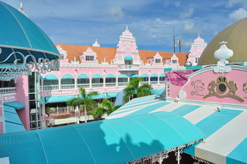 Fototapeta na wymiar Colorful Buildings in Oranjestad, Aruba