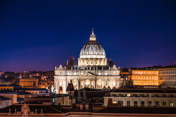 Fototapeta na wymiar Night view of St. Peter's Basilica in Vatican, Rome, Italy