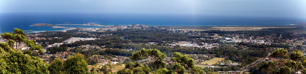 Fototapeta na wymiar Panoramic View from Sealy View Point Coffs Harbour
