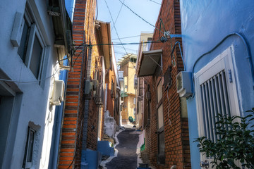 Fototapeta na wymiar Huinnyeoul Village alleyways