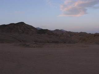 Fototapeta na wymiar Desierto de Dahab, montañas de Egipto