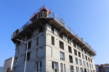 CHANTIER DE CONSTRUCTION D'UN IMMEUBLE EN BETON