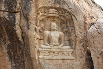 Fototapeta na wymiar Statue divine du Tamil Nadu, Inde du Sud
