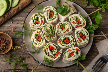 vegetables and cream cheese roll ups