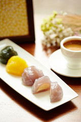 Korean rice cake with coffee