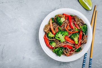 Beef Noodle Stir Fry with broccoli, carrots and red bell peppers